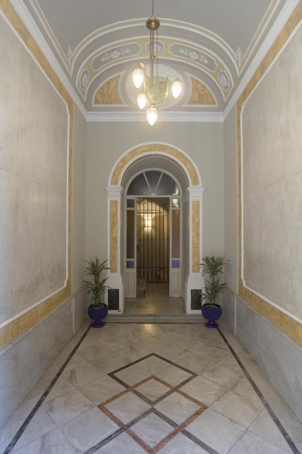 Palazzo Pastura B&B And Apartments Catania Exterior photo