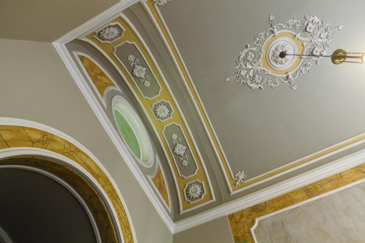 Palazzo Pastura B&B And Apartments Catania Exterior photo